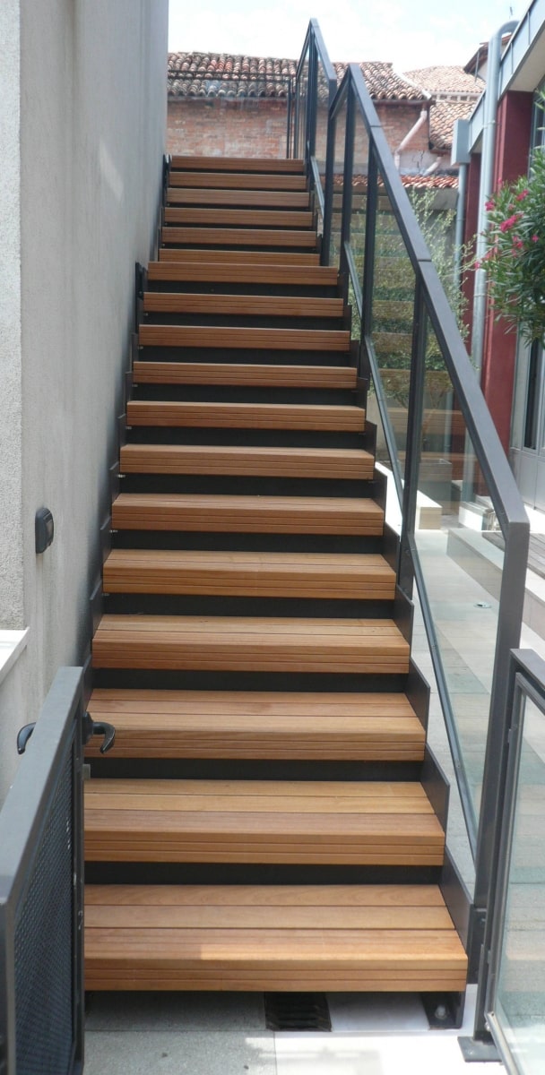 rampa scale legno